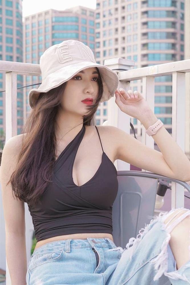 Thư Vũ có nhan sắc vô cùng nổi bật